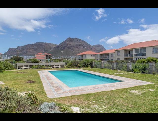 3 BEDROOM APARTMENT FOR SALE IN MUIZENBERG